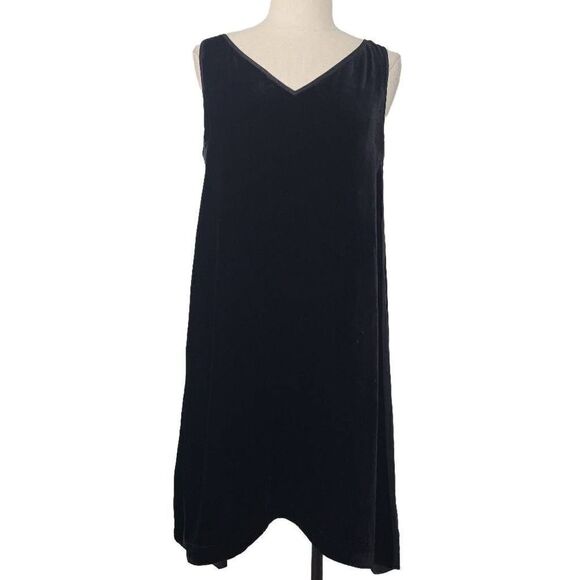 Eileen Fisher Black Velvet Tunic Top Sz S‎ Rayon Silk Sleeveless Relaxed Minimal - Picture 1 of 8